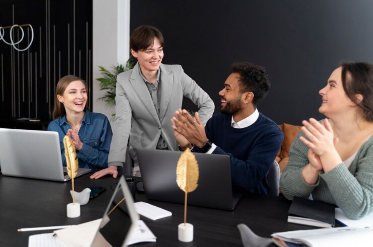 Top 4 Benefits of Having a Positive Workplace Culture for Your Business